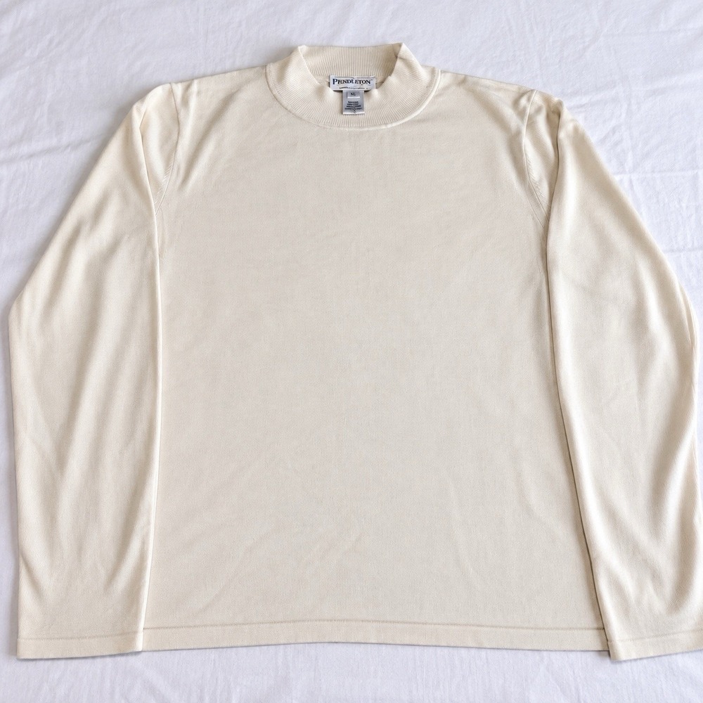 Pendleton Women's XL 82% Silk Blend Sweater in a cream/ivory color.